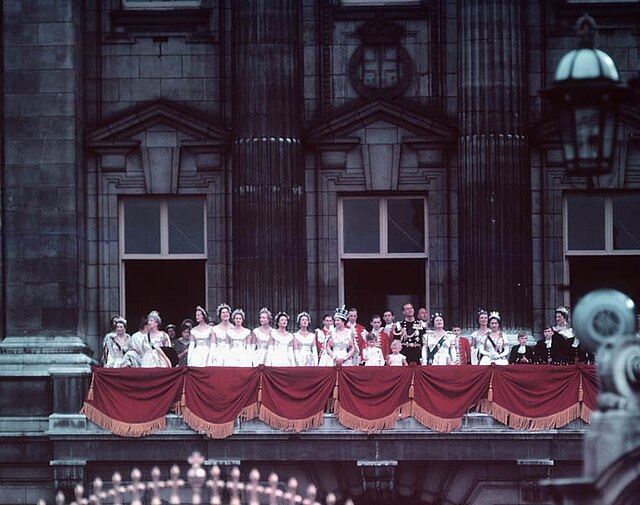 blog-week-2-body-image-1-coronation_of_queen_elizabeth_ii_4-public-domain