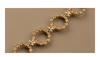 The Forget-Me-Not 'Wreath' 9-carat Gold Link Bracelet