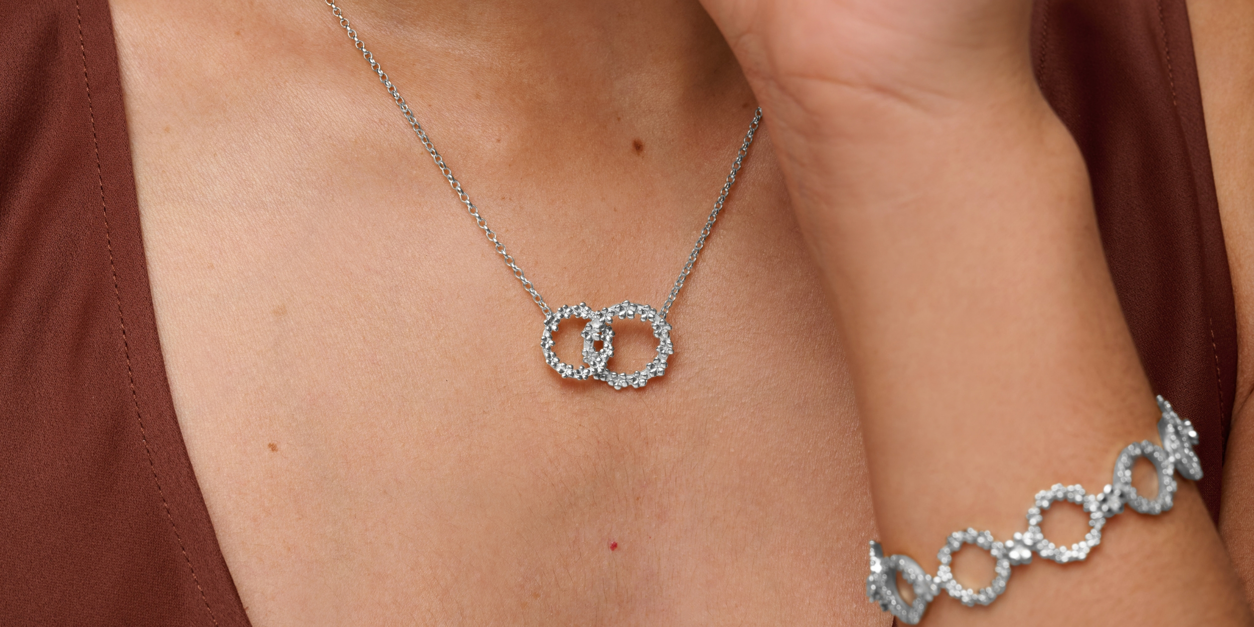 The Forget-Me-Not 'Wreath' Silver Link Bracelet