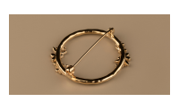 The Forget-Me-Not 'Wreath' Solid 9-carat Gold Brooch