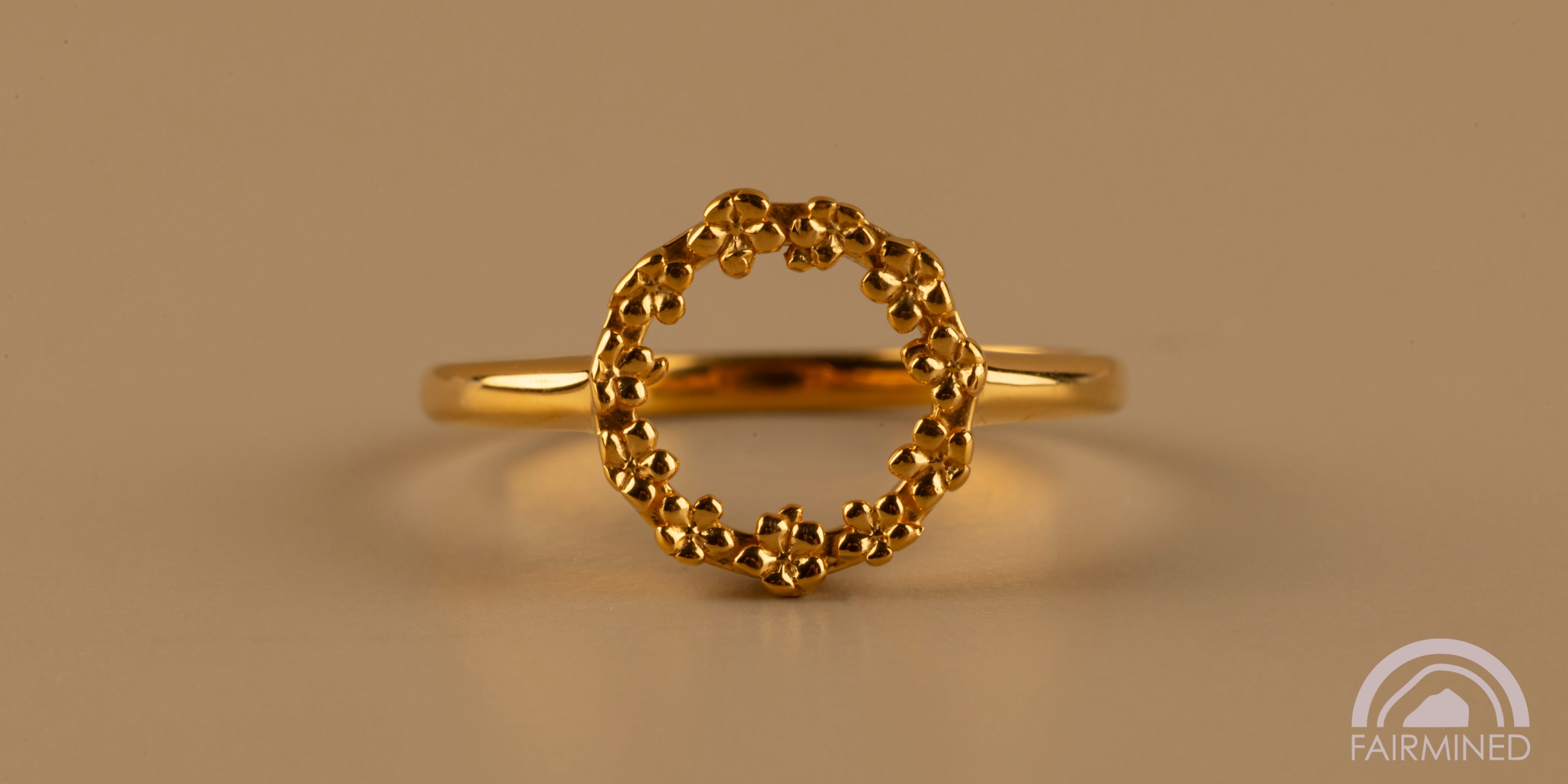 The Forget-Me-Not 'Wreath' Silver Ring Layered in Fairmined Gold