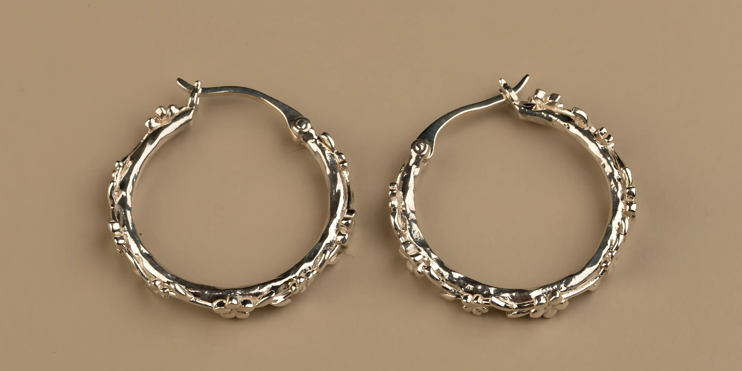 The Forget-Me-Not 'Wreath' Silver Hoop Earrings
