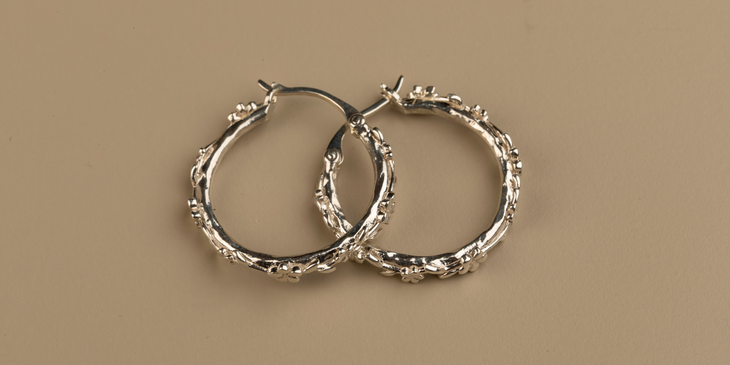 The Forget-Me-Not 'Wreath' Silver Hoop Earrings
