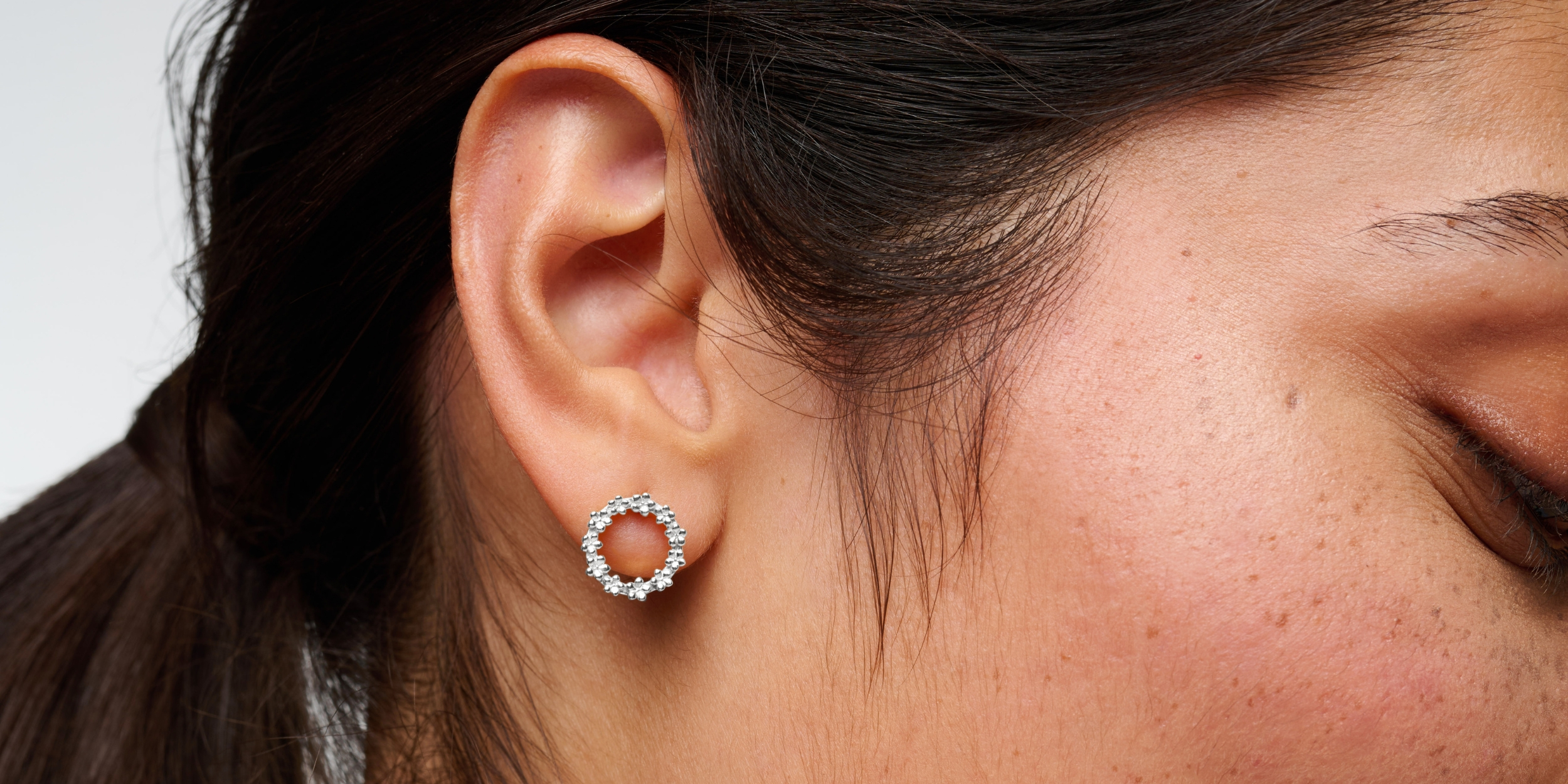 The Forget-Me-Not 'Wreath' Silver Stud Earrings