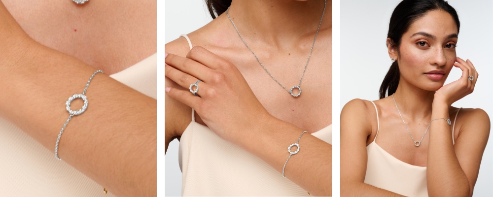 silver-single-wreath-bracelet-webshop-body-copy-shot