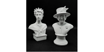 The 'Queen Elizabeth II - 1952 - 2022' Figurine Set